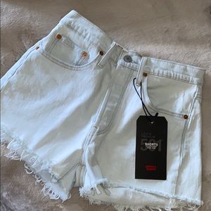 LEVI’S 501 HIGH RISE SHORTS